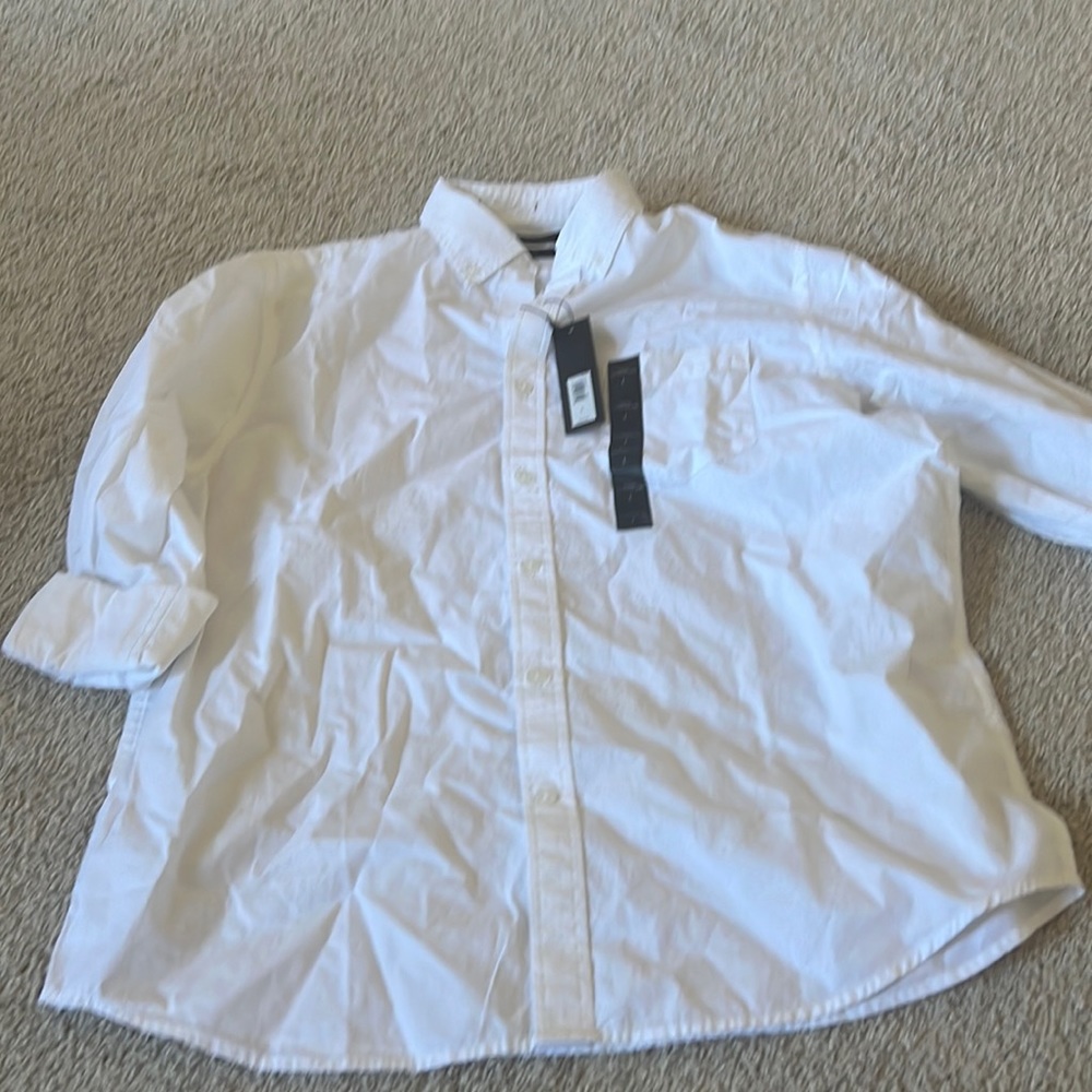 Slim untucked white button down shirt never worn